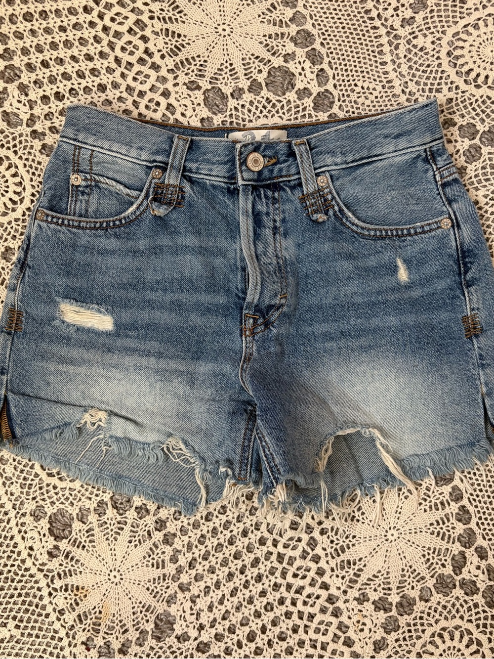 We The Free Distressed Light Blue High-Rise Denim Shorts Size 24